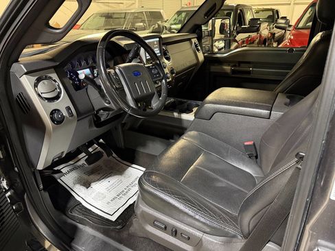 Used 2013 Ford F450 Lariat w/ Lariat Ultimate Pkg image 4