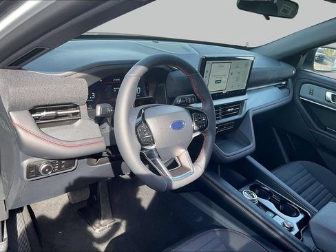 New 2026 Ford Explorer ST-Line RWD image 6