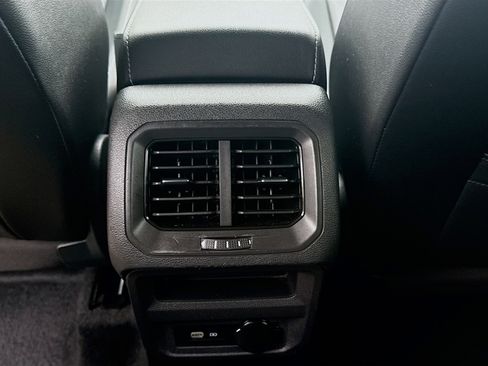 Certified 2021 Volkswagen Tiguan SE R-Line FWD image 22