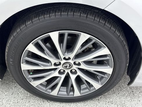 Used 2019 Lexus ES 350 Luxury image 52