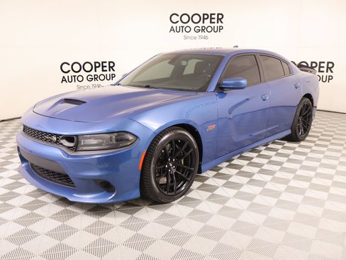 Used 2020 Dodge Charger Scat Pack w/ Dynamics Package RWD image 11