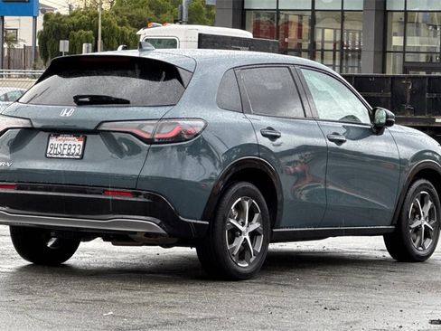 Certified 2024 Honda HR-V EX-L image 4