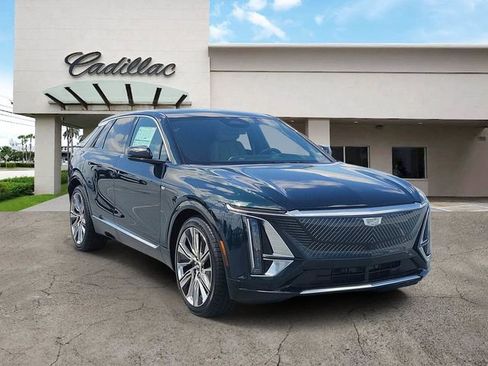 New 2026 Cadillac Lyriq Signature Luxury w/ Nappa Leather Package RWD image 7