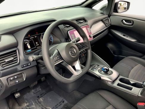 Used 2021 Nissan Leaf S w/ S Charge Package image 12