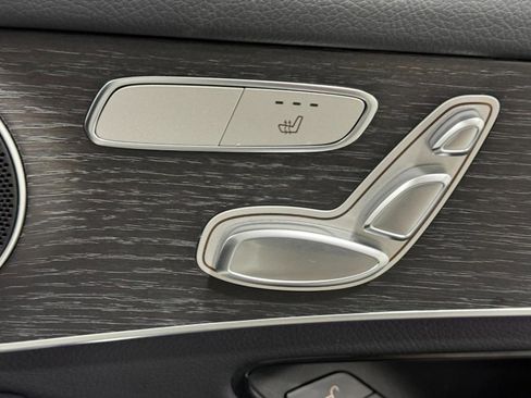 Used 2022 Mercedes-Benz GLC 300 4MATIC image 21