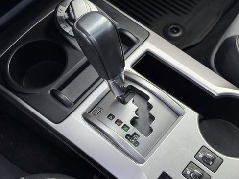 Used 2018 Toyota 4Runner SR5 Premium image 31