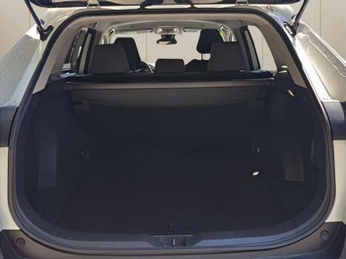 Used 2023 Toyota RAV4 XLE FWD image 5