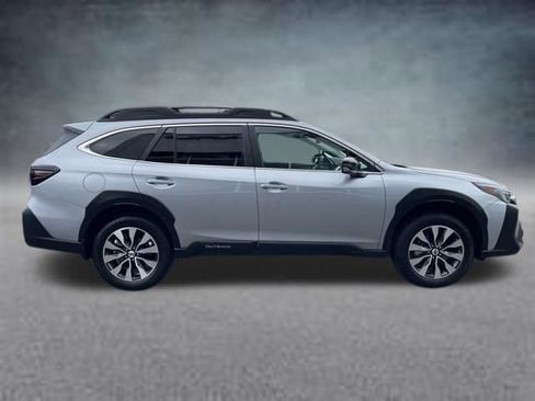 Certified 2025 Subaru Outback Limited image 4