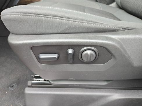 Used 2021 GMC Sierra 1500 Elevation image 12