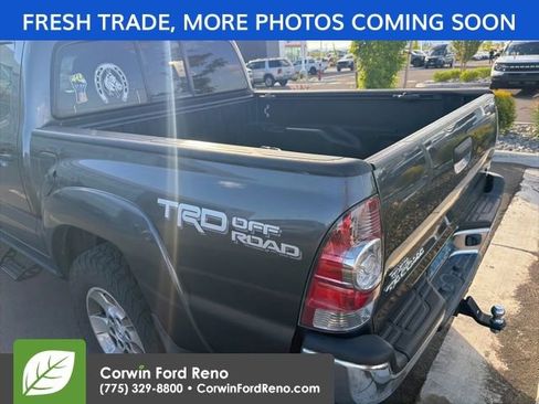 Used 2015 Toyota Tacoma 4x4 Double Cab w/ TRD Off-Road Package image 6