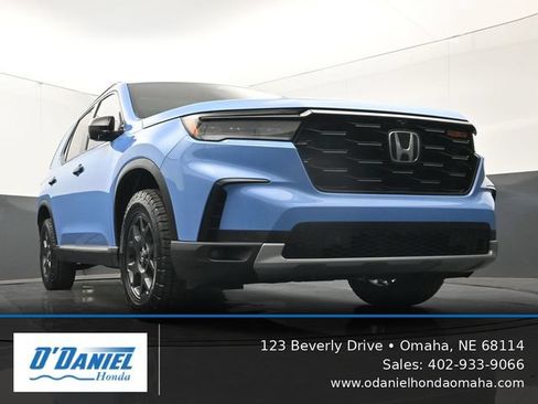 Used 2024 Honda Pilot TrailSport image 14