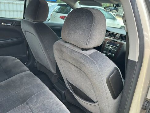 Used 2012 Chevrolet Impala LT FWD image 19