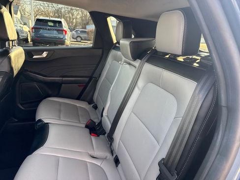 Used 2025 Ford Escape Platinum image 17