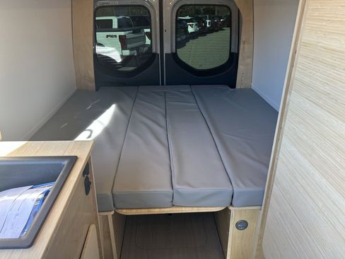 Used 2024 Mercedes-Benz Sprinter 2500 image 16