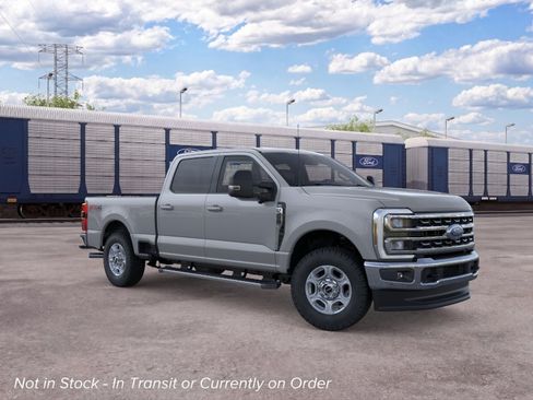 New 2026 Ford F250 XLT w/ XLT Premium Package AWD/4WD image 30