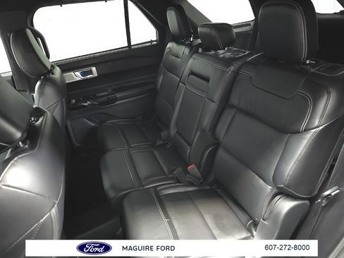 Used 2022 Ford Explorer ST w/ ST Street Pack image 35