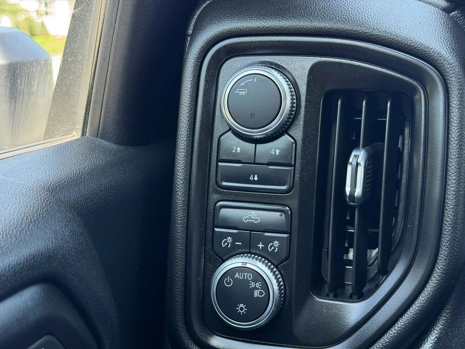 Used 2020 GMC Sierra 3500 4x4 Regular Cab w/ Convenience Package image 23
