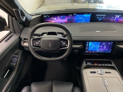 New 2026 Lincoln Navigator L Reserve w/ Jet Appearance Package image 19