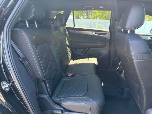 New 2026 Volkswagen Atlas Cross Sport SE AWD/4WD image 33