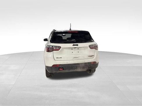 Used 2024 Jeep Compass Trailhawk image 6