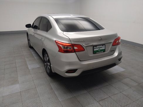 Used 2019 Nissan Sentra SV w/ Special Edition Package FWD image 5