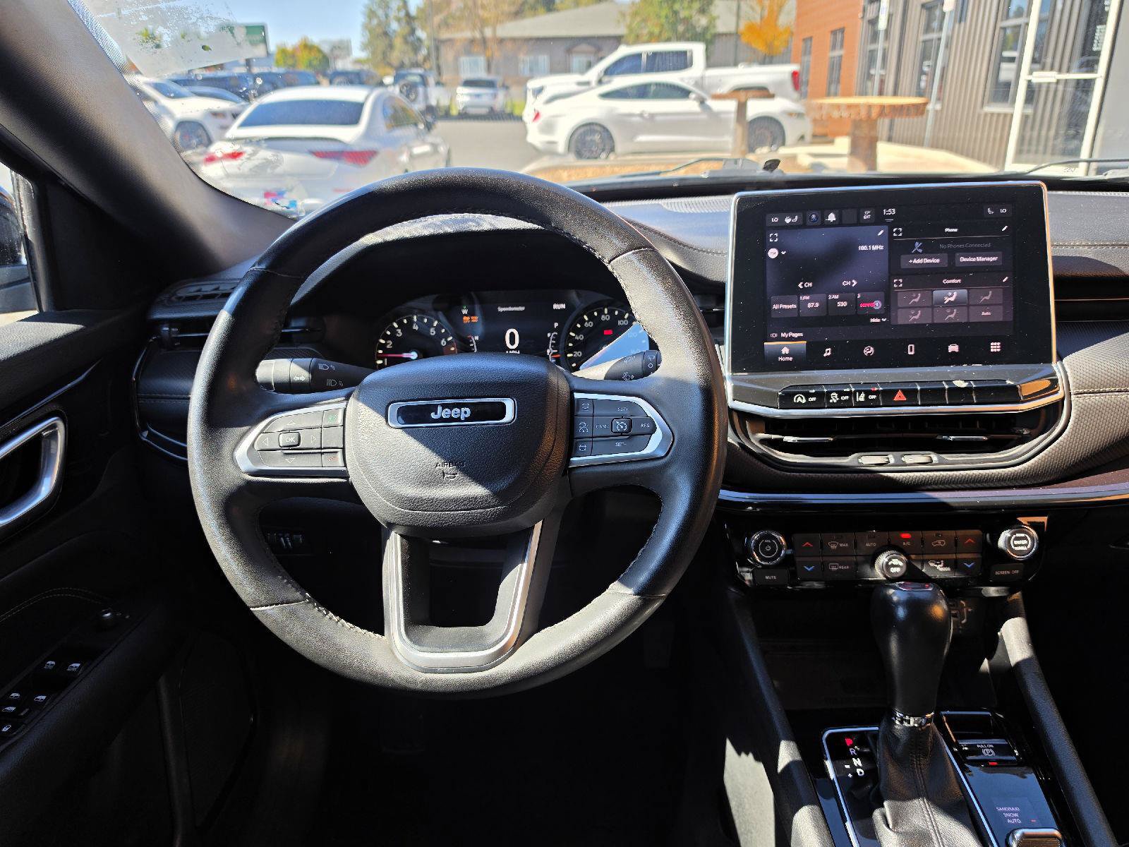 Used 2023 Jeep Compass Latitude w/ Convenience Group AWD/4WD image 15
