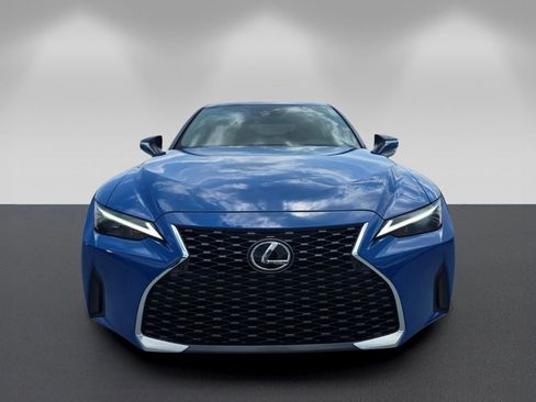 Used 2024 Lexus IS 300 w/ Comfort Package RWD image 2