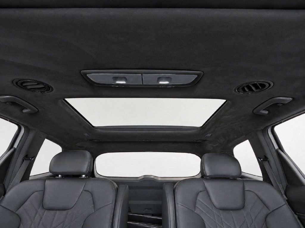 Certified 2025 Kia Telluride SX Prestige X-Line AWD/4WD image 38