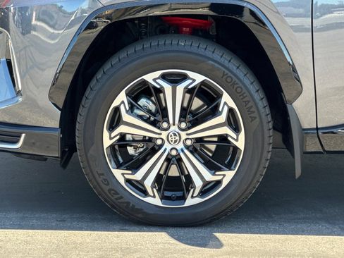 Certified 2024 Toyota RAV4 XSE w/ Weather Package AWD/4WD image 35