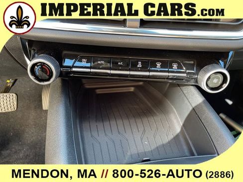 New 2026 Chevrolet Equinox EV LT image 30