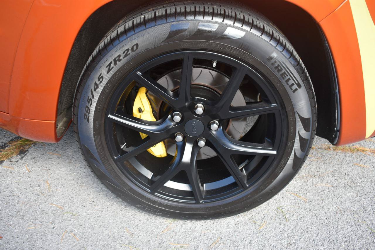 Used 2018 Jeep Grand Cherokee Trackhawk AWD/4WD image 47