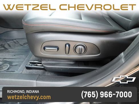 Used 2026 Chevrolet Trax RS FWD image 13
