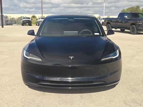 Used 2024 Tesla Model 3 Standard Range RWD image 8