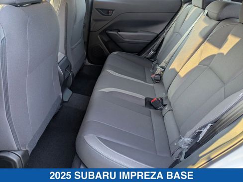 Certified 2025 Subaru Impreza 2.0i image 33