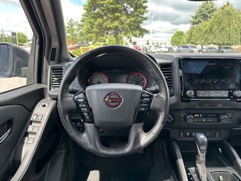 Used 2022 Nissan Frontier PRO-4X w/ Pro-4X Premium Package AWD/4WD image 15