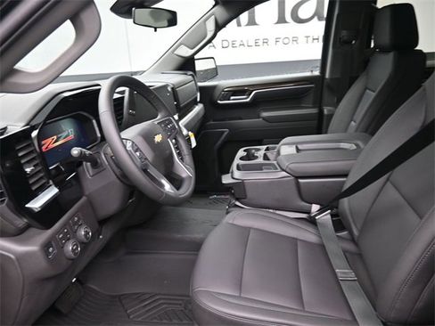 New 2026 Chevrolet Silverado 1500 LT image 8
