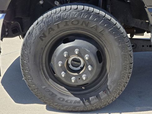 Used 2025 Ford F350 XLT AWD/4WD image 14