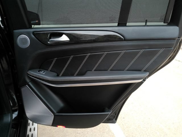 Used 2015 Mercedes-Benz GL 63 AMG 4MATIC image 24