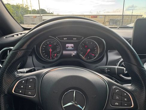 Used 2019 Mercedes-Benz GLA 250 4MATIC image 12