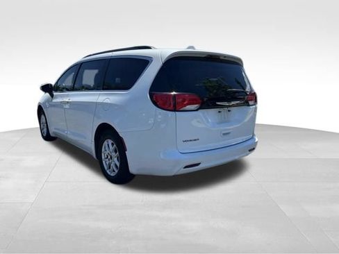 Used 2020 Chrysler Voyager Lxi FWD image 5