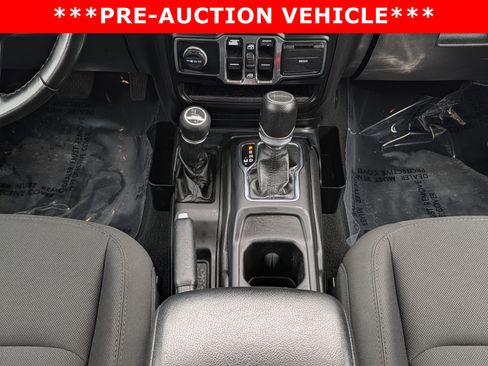 Used 2022 Jeep Gladiator Sport AWD/4WD image 24
