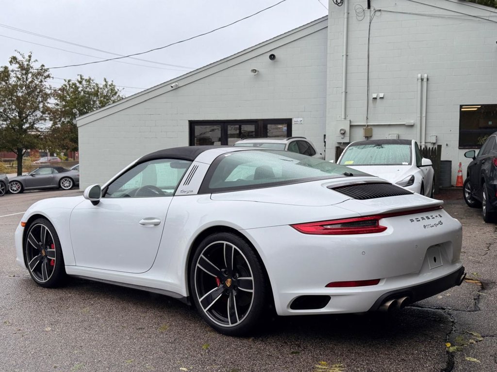 Used 2018 Porsche 911 Targa 4S w/ Sportdesign Package AWD/4WD image 4