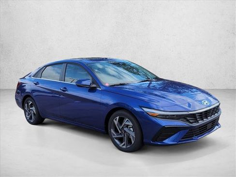 New 2026 Hyundai Elantra Limited image 7