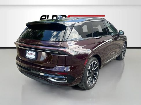 Used 2024 Lincoln Nautilus Black Label AWD/4WD image 7