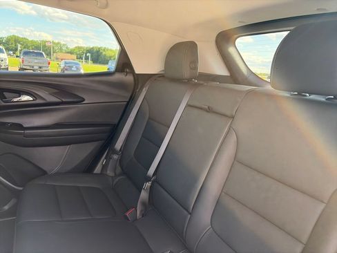 Used 2021 Chevrolet TrailBlazer LT w/ Premium Seating Package FWD image 28
