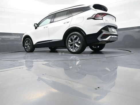 Certified 2023 Kia Sportage SX AWD/4WD image 33