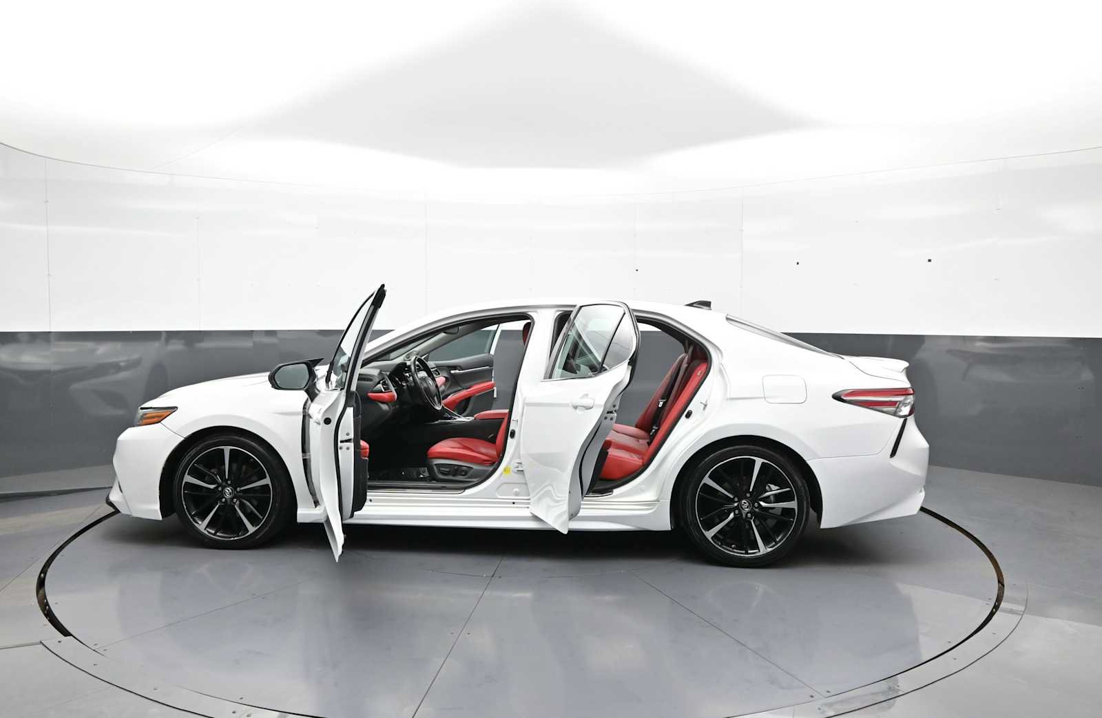 Certified 2019 Toyota Camry XSE w/ Navigation Package FWD image 42