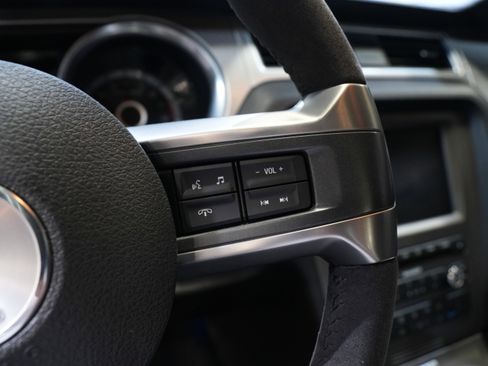 Used 2013 Ford Mustang Shelby GT500 image 37