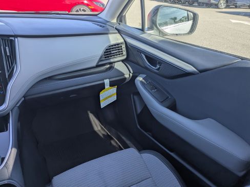 Used 2023 Subaru Outback Premium image 15