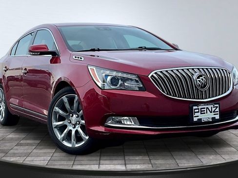 Used 2014 Buick LaCrosse Leather w/ Driver Confidence Package FWD image 3